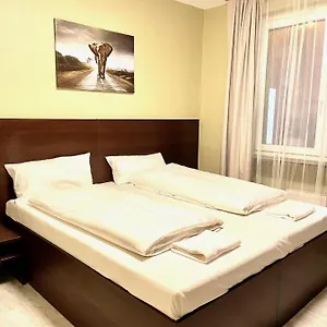 Otel Star, Frankfurt am Main