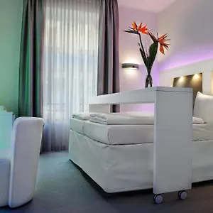 Grand Downtown Hotel